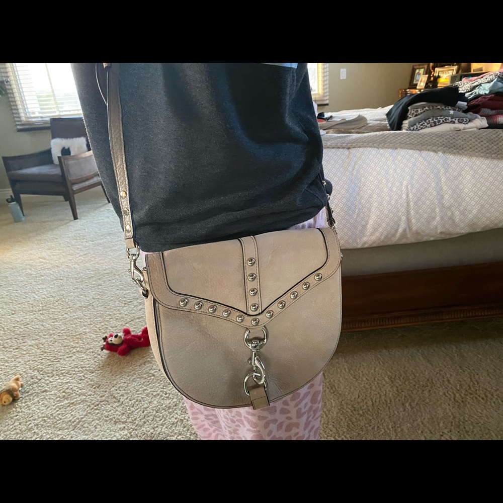 Purse - Picture 2 of 7